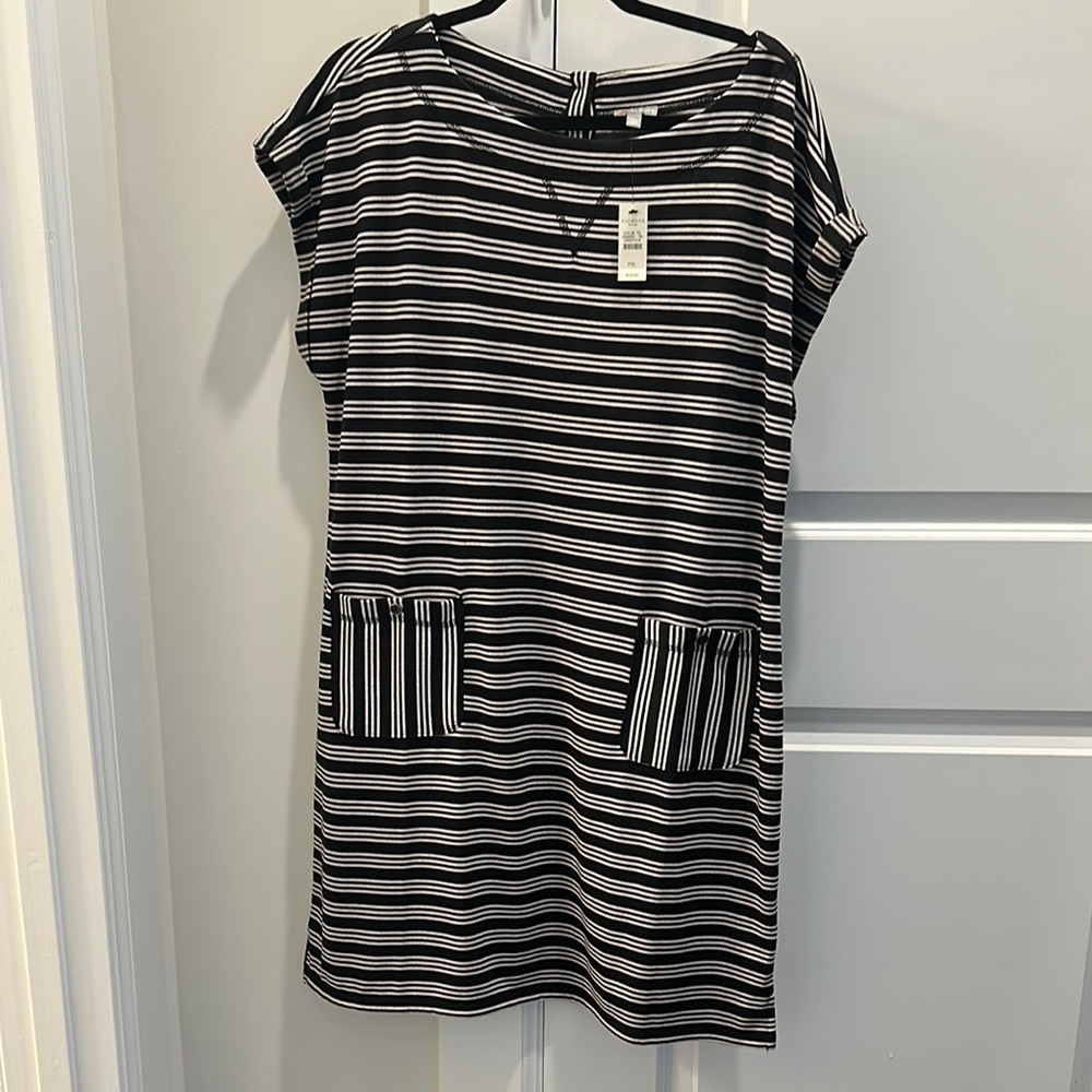 Black and White Striped Dress with Pockets XL petite